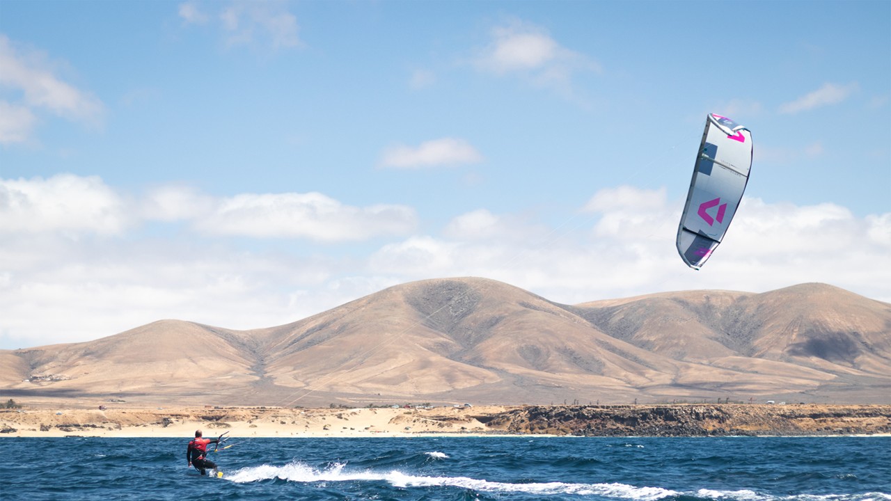 Kitesurfen wie man springt: Der ultimative Sprung-Guide